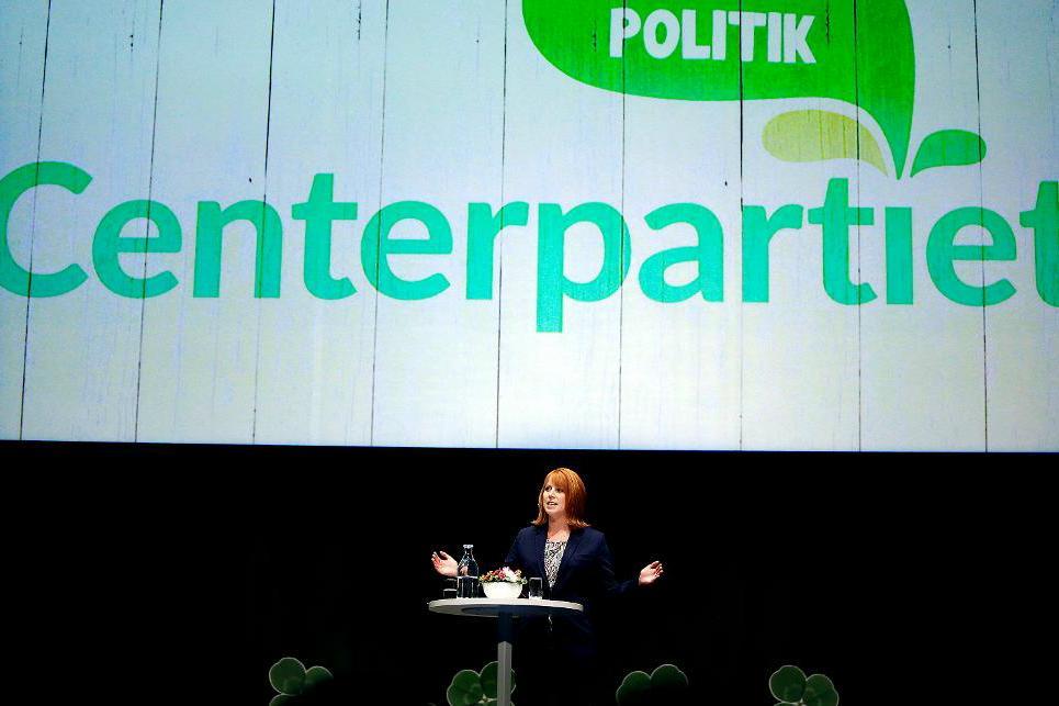 
På bilden Centerpartiets partiledare Annie Lööf talar under partiets kommundagar i Karlstad. Foto: Linn Malm n/TT                                            
