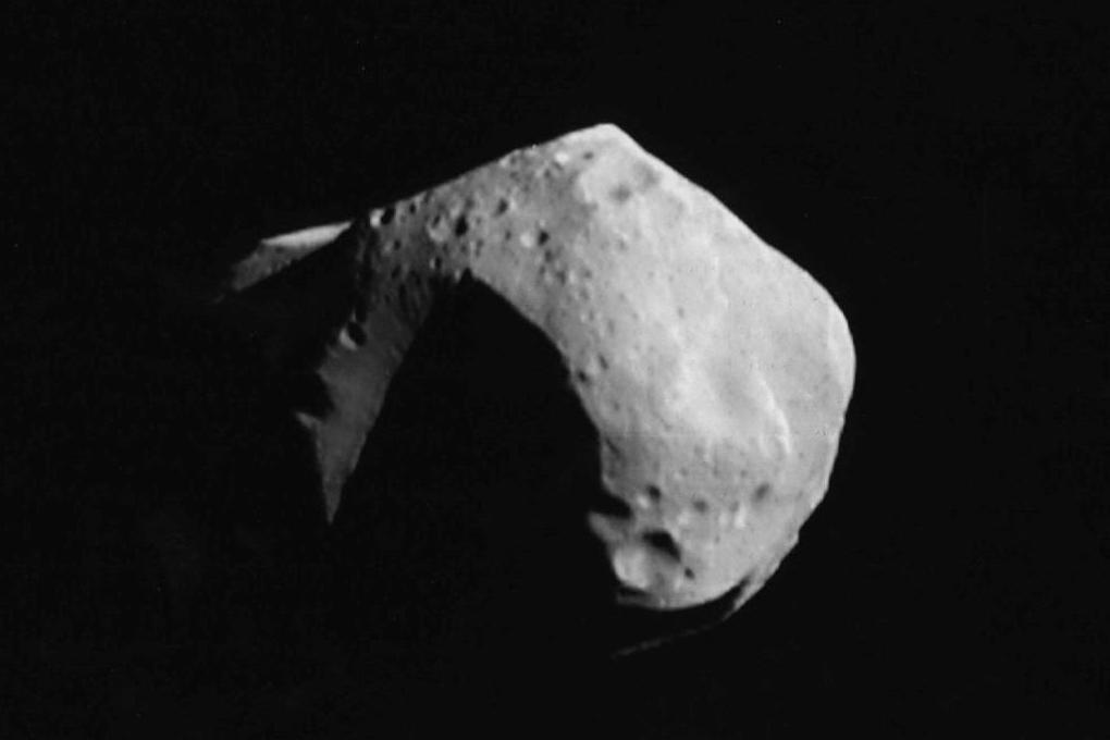 
Asteroiden Mathilde fångad på bild den 27 juni 1997. Foto: Nasa                                            