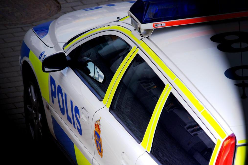 

En man har enligt polisen blivit utsatt för ett grovt brott i Västertorp i södra Stockholm. Foto: Hasse Holmberg / TT-arkivbild                                                                                        