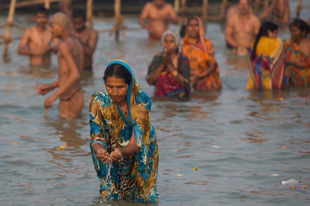 
Floden Ganges klassas som en levande varelse som har rätt att skyddas, enligt ett indiskt domstolsbeslut. Foto: Rajesh Kumar Singh/AP/TT-arkivbild                                            