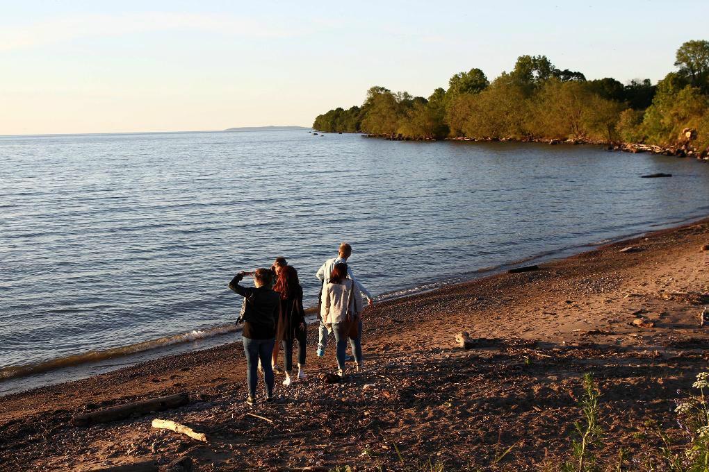 

Vattenståndet har sjunkit 40-50 centimeter i Vättern. Foto: Hans Andersson / TT-arkivbild                                                                                        