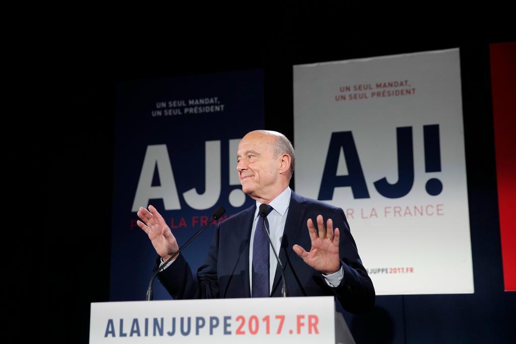 Alain Juppé, som förlorade mot François Fillon i Republikanernas primärval, är åter en tänkbar kandidat. Foto: Christophe Ena/AP/TT
