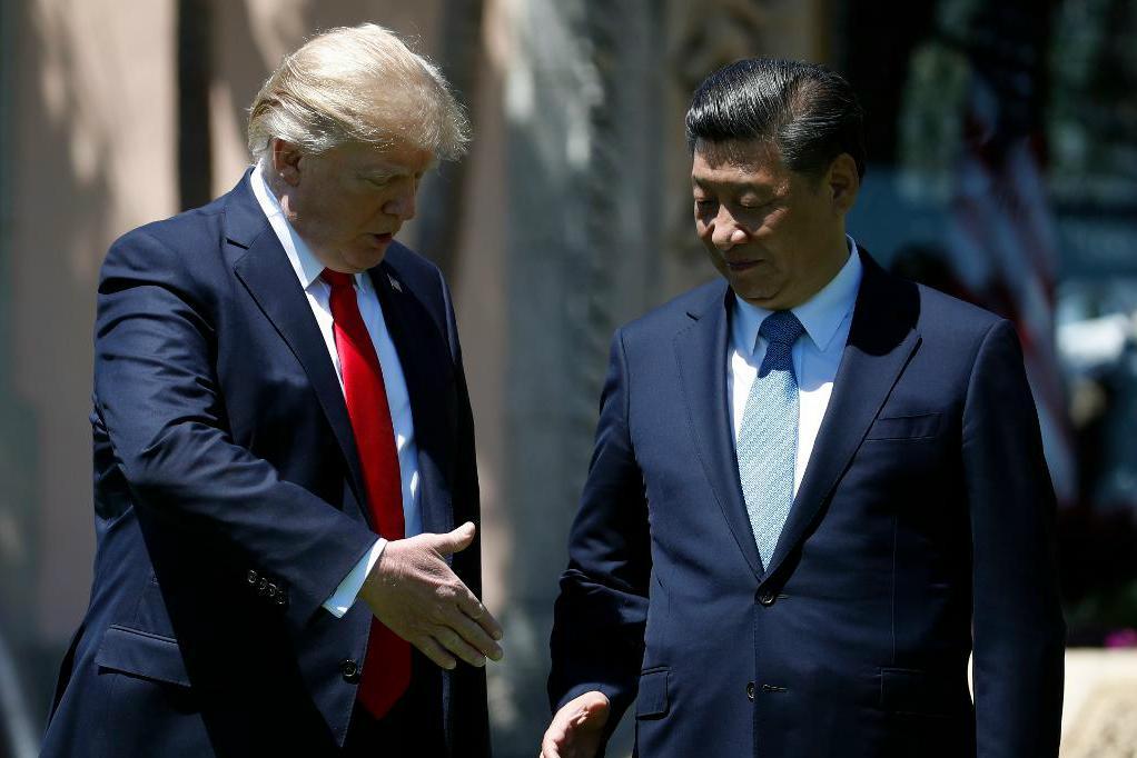 
USA:s president Donald Trump och Kinas president Xi Jingping vid mötet i Florida förra veckan. Foto: Alex Brandon/AP/TT-arkivbild                                            