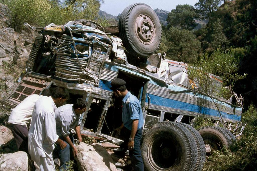 
Trafikolyckor är vanliga i Indien. Under förra året dödades i snitt mer än 400 människor om dagen i olyckor i landet. Arkivbild.
M Mahajan/AP/TT                                            