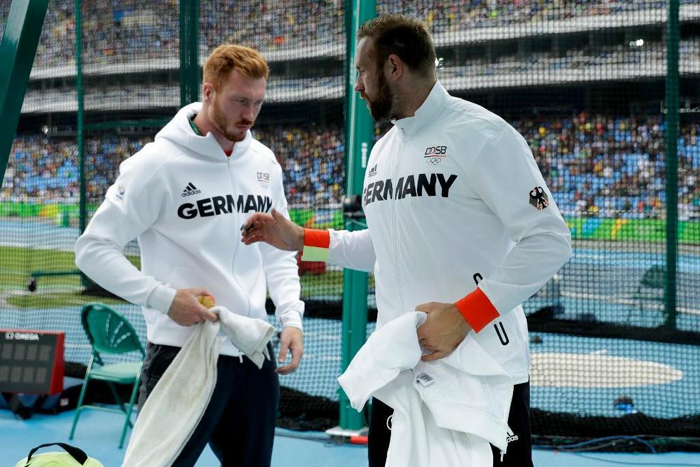 
Tyska bröderna Christoph och Robert Harting, här under OS i Rio förra året, kommer till Stockholm i juni. Foto: Matt Dunham/AP/TT-arkivbild                                            