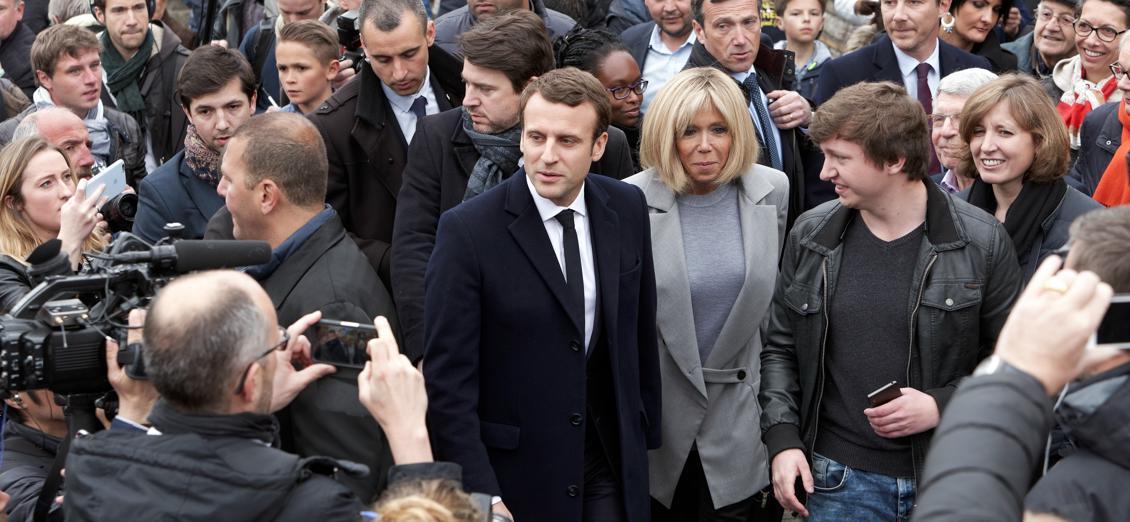 Emmanuel Macron med fru Brigitte på väg till  Elyséepalatset? Foto:  Sylvain Lefevre/Getty Images
