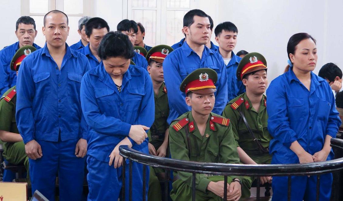I Vietnams huvudstad Hanoi har en domstol dömt åtta personer till döden för heroinsmuggling. Foto: STR/AFP/Getty Images
