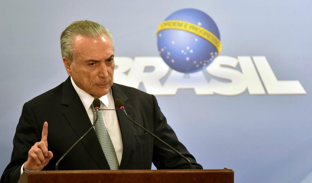 

Brasiliens president Michel Temer sade under ett argt tv-framträdande att han inte kommer att avgå. Foto: Ricardo Botelho/AP/TT                                                                                        