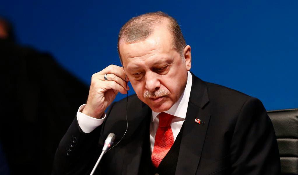 
Turkiets president Recep Tayyip Erdogan (på bilden) anklagar predikanten Fethullah Gülen för att ligga bakom det misslyckade kuppförsöket i fjol. Foto: Lefteris Pitarakis/AP/TT-arkivbild                                            