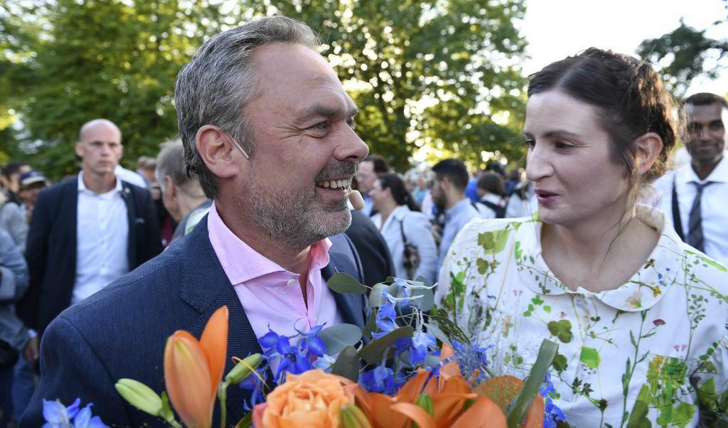 
Liberalernas partiledare Jan Björklund med utmanaren Birgitta Ohlsson i Almedalen förra sommaren. Foto: Henrik Montgomery/TT-arkivbild                                            