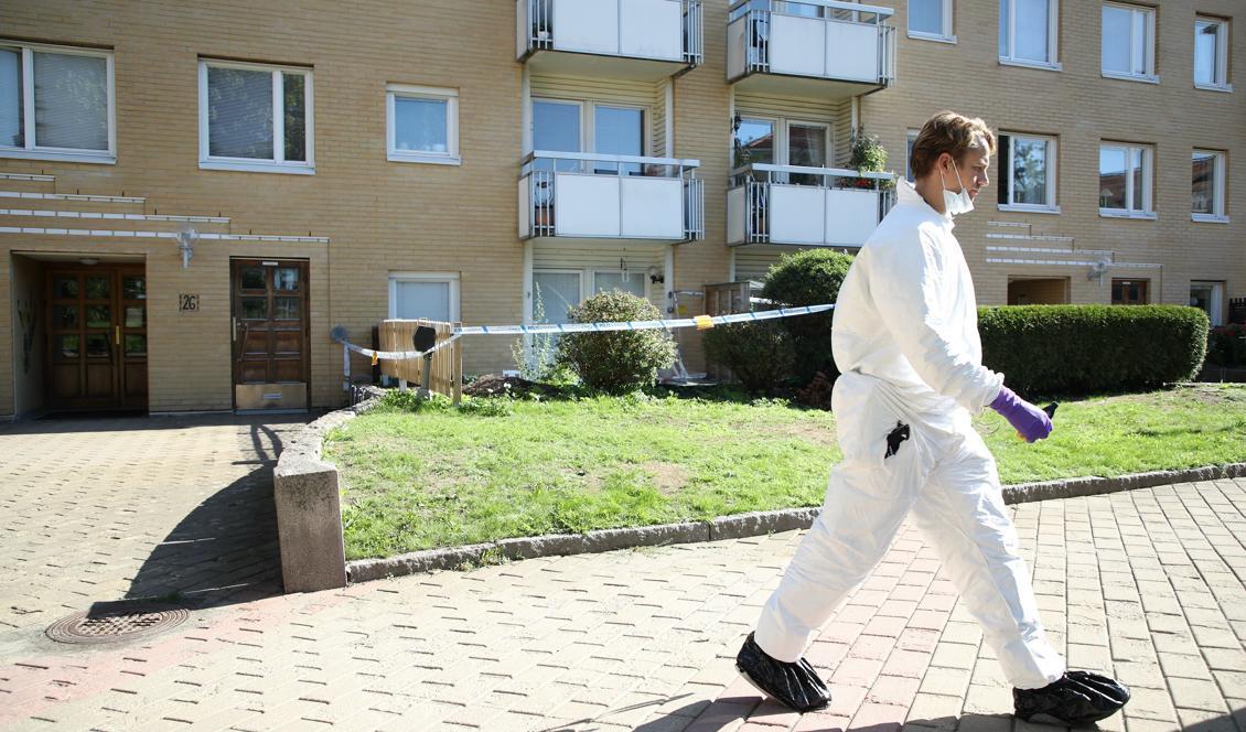 Tre personer, en kvinna och två barn har hittats döda i en lägenhet i Västra Frölunda i Göteborg. Foto: Adam Ihse/TT