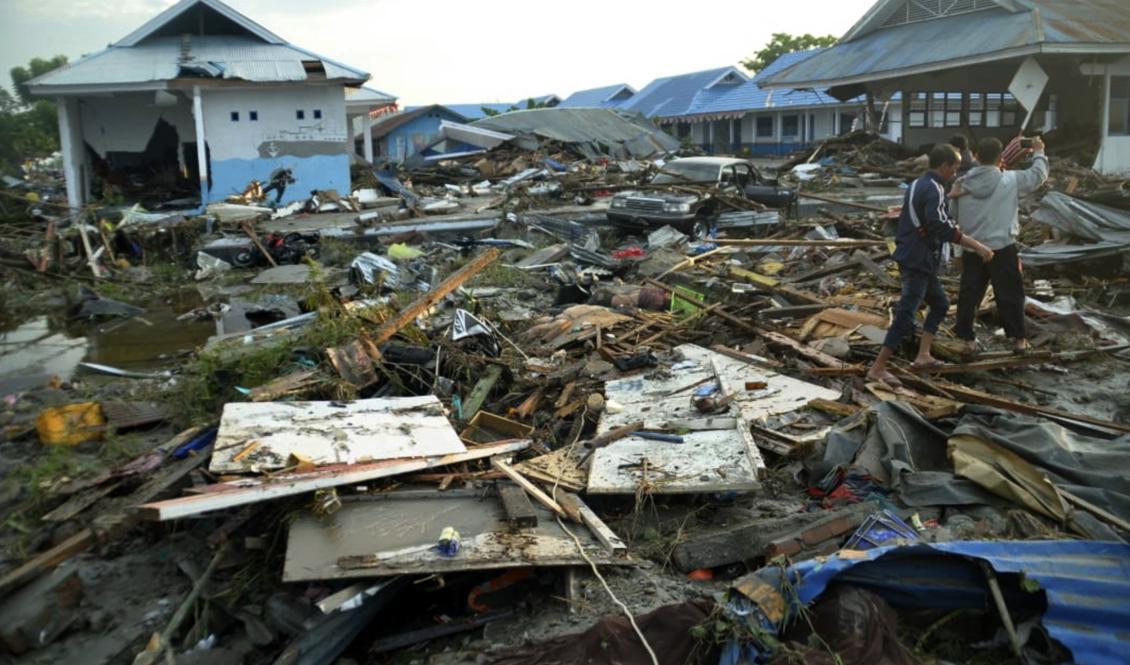 Rasade byggnader i staden Palu på den indonesiska ön Sulawesi. Foto: Rifki/AP/TT