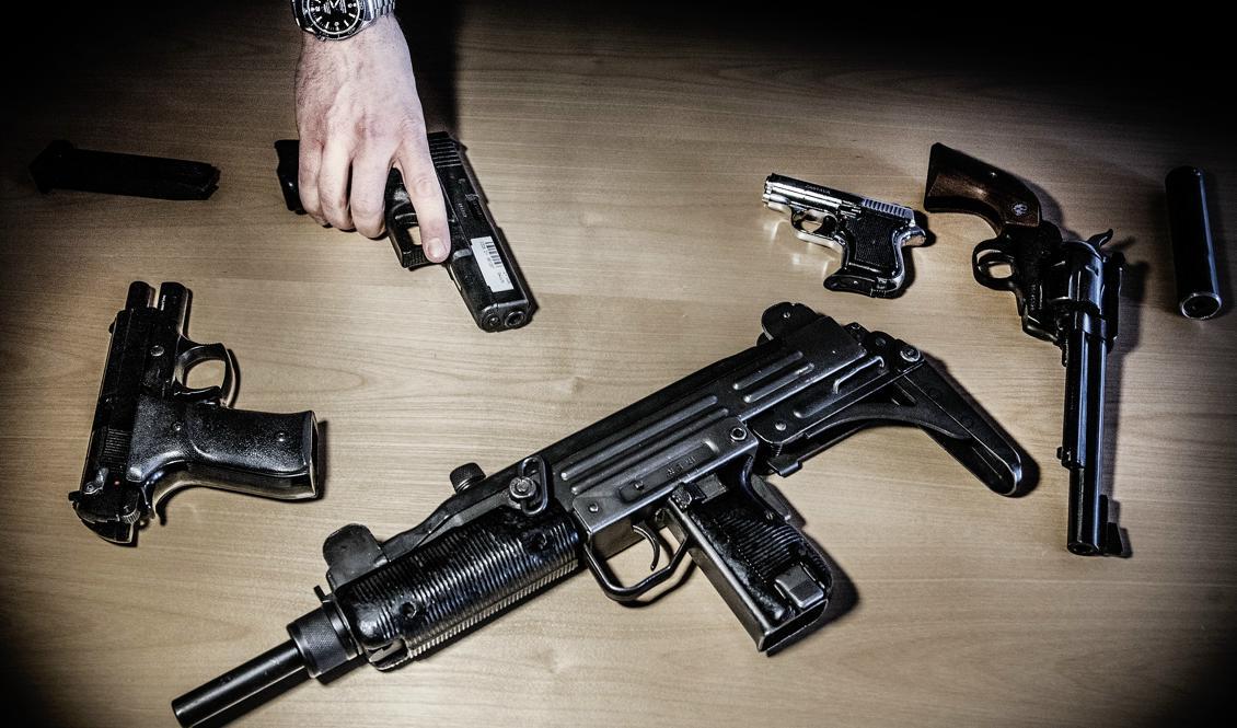 Högsta domstolen ger grönt ljus till den nya vapenlagen, som innebär att fler kommer att häktas för misstänkta vapenbrott. Foto: Tomas Oneborg/SvD/TT-arkivbild