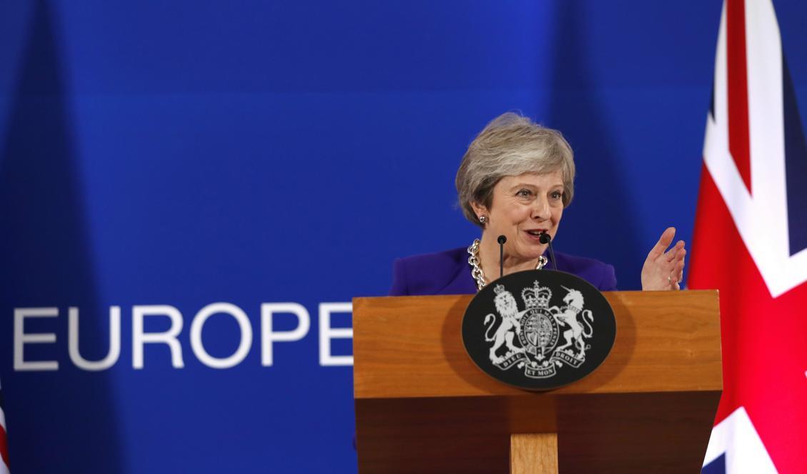 Theresa May kommer att meddela parlamentet att 95 procent av utträdelseavtalet ur EU är klart. Foto: Alastair Grant/AP/TT