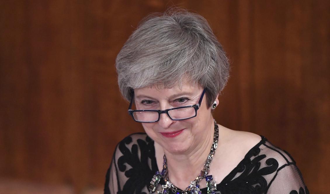 Storbritanniens premiärminister Theresa May laddar för att övertyga sin regering och sitt parti om den brexituppgörelse som nu är på gång. Foto: Dominic Lipinski/AP/TT-arkivfoto
