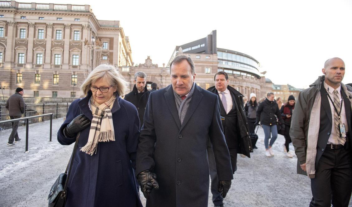 
Stefan Löfven släpptes fram som statsminister i fredags, efter att C, L och V tryckt gult i statsministeromröstningen. Foto: Jessica Gow/TT                                                