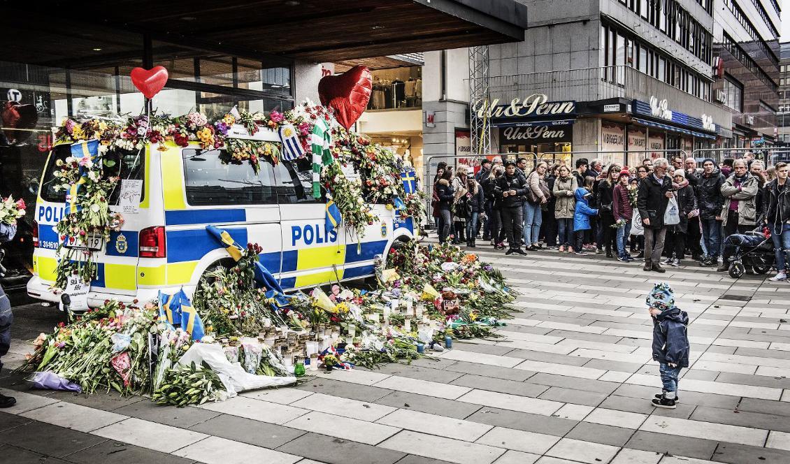 
Belgiska Maïlys Dereymaeker var på besök i Stockholm när den kapade lastbilen rusade fram på Drottninggatan. Foto: Tomas Oneborg/SvD/TT-arkivbild                                                