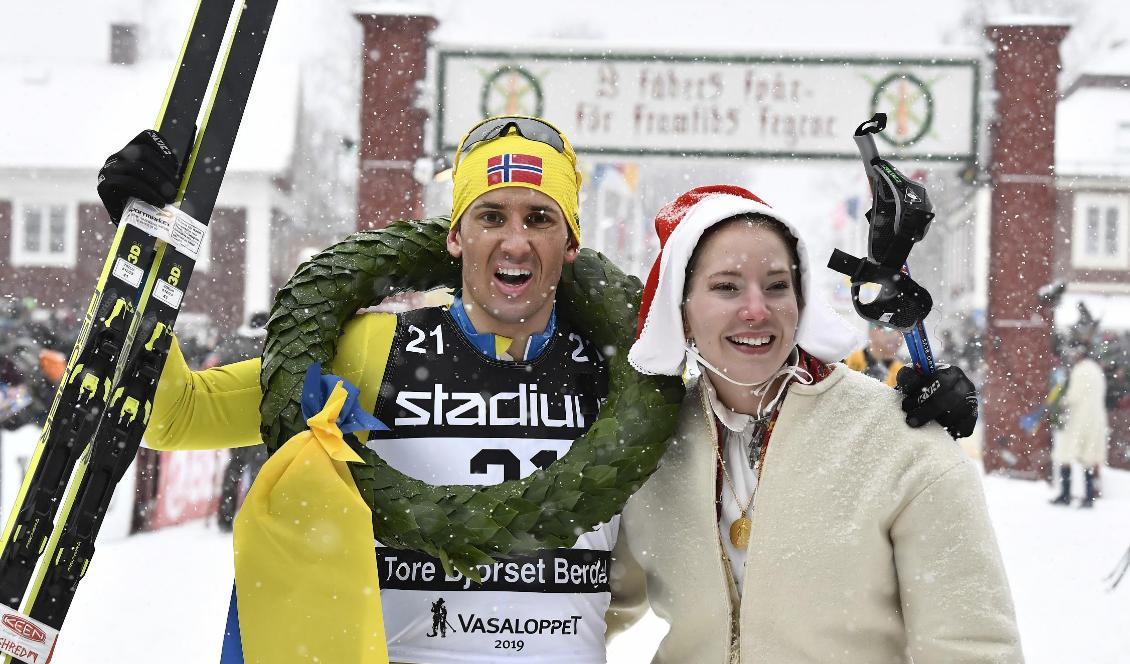 
Tore Bjørseth Berdal efter sin första seger i Vasaloppet. Foto: Ulf Palm/TT                                                
