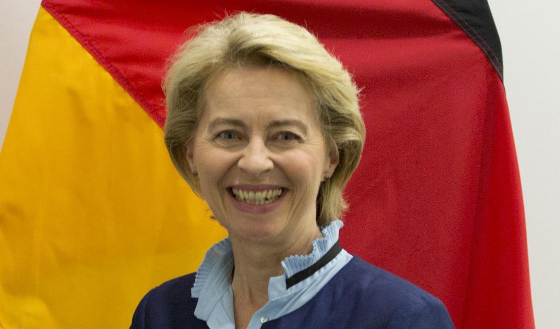 Tysklands nuvarande försvarsminister Ursula von der Leyen föreslås bli ny ordförande i EU-kommissionen. Foto: Virginia Mayo/AP/TT-arkivbild
