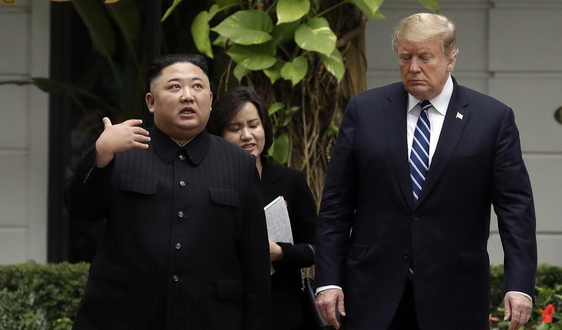 Kim Jong-Un och Donald Trump vid toppmötet i februari. Foto: Evan Vucci/AP/TT-arkivbild
