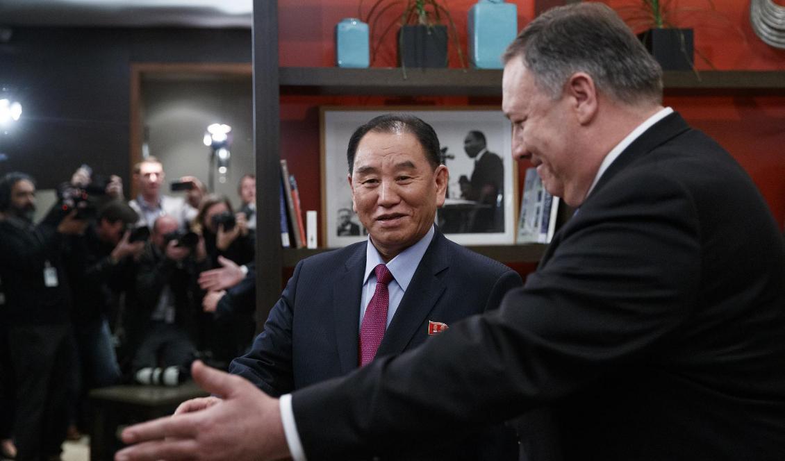 Den nordkoreanske generalen Kim Yong-Chol, är andreman under Nordkoreas ledare, tillsammans med USA:s utrikesminister Mike Pompeo. Foto: Carolyn Kaster/AP/TT-arkivbild