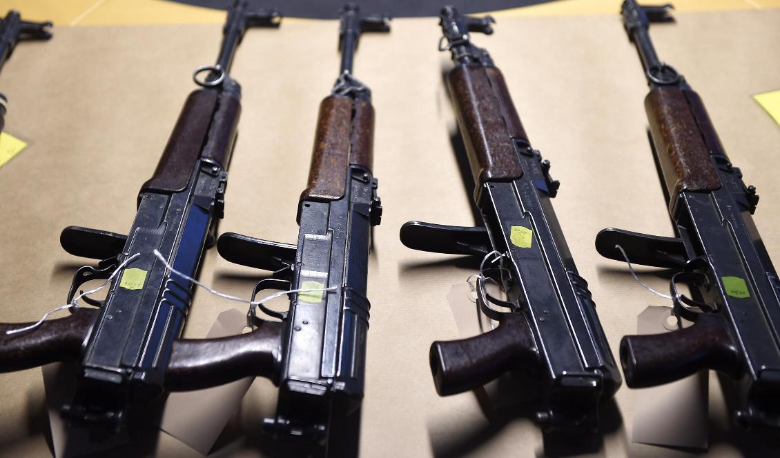 
Polisen beslagtog 1 180 skjutvapen förra året vilket är ett rekord. Foto: Björn Lindgren/TT-arkivbild                                                
