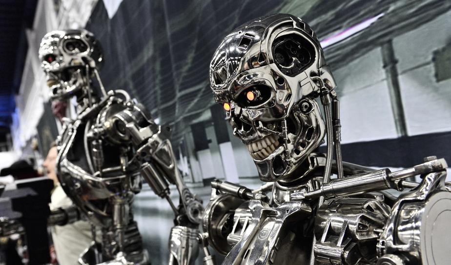 Robotar med rätt att döda, i filmen Terminator – ett framtidsscenario som Isabella Lövin (MP) och Ann Linde (S) vill undvika. Foto: Claudio Bresciani / TT