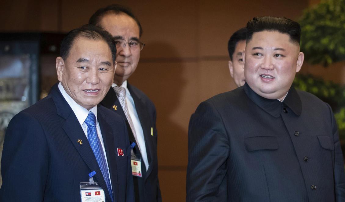 General Kim Yong-Chol tillsammans med Nordkoreas diktator Kim Jong-Un tidigare i år. Foto: Seong Joon Cho/AP/TT