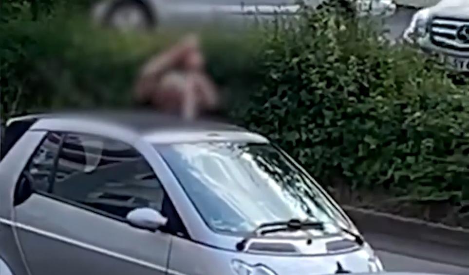 En man blev ihjälhuggen på öppen gata i Stuttgart på onsdagen. Foto: Skärmdump/Youtube