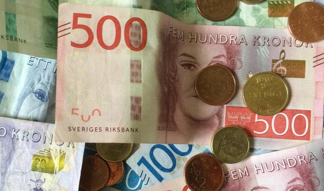 
En före detta socialdemokratisk politiker i Växjö misstänks ha lurat till sig miljontals kronor. Foto: Epoch Times-arkivbild                                                