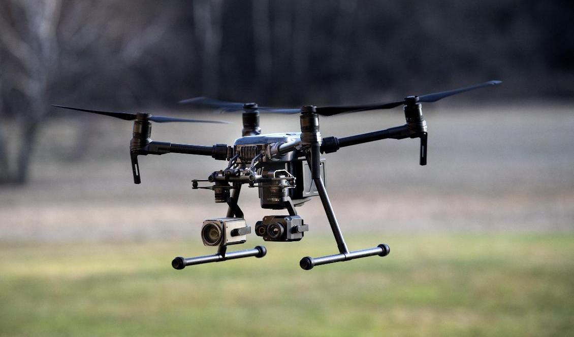 En polisdrönare på flygtur. Foto: Pontus Lundahl/TT-arkivbild
