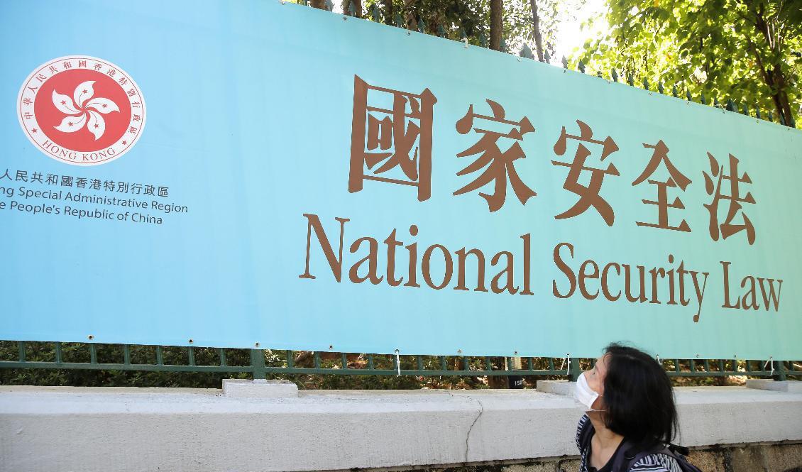 
Hongkongborna fick reda på innehållet i den nya säkerhetslagen först när den hade införts. Foto: Kin Cheung/AP/TT                                            