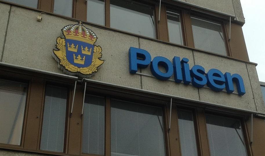 Polisen stoppar en islamkritisk sammankomst i Malmö. Foto: Epoch Times-arkivbild