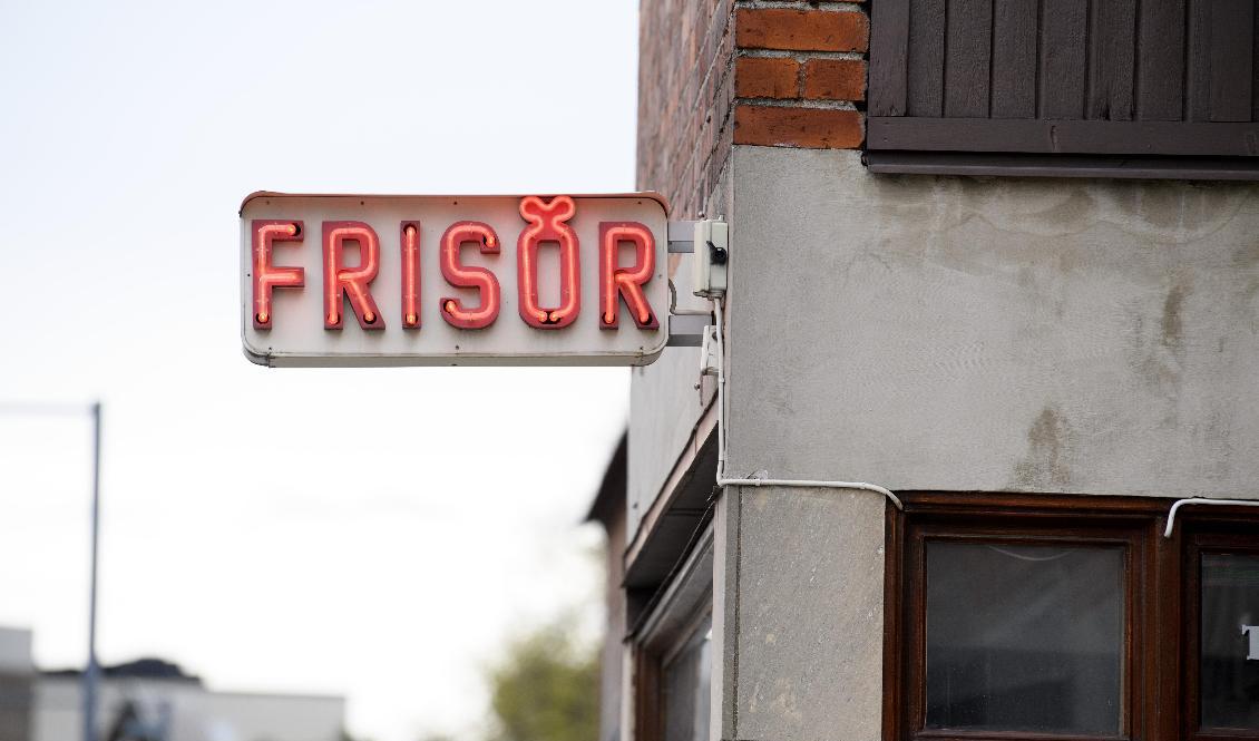 Bland annat frisörsalonger ska få tillgång till stödet. Arkivbild. Foto: Jessica Gow/TT