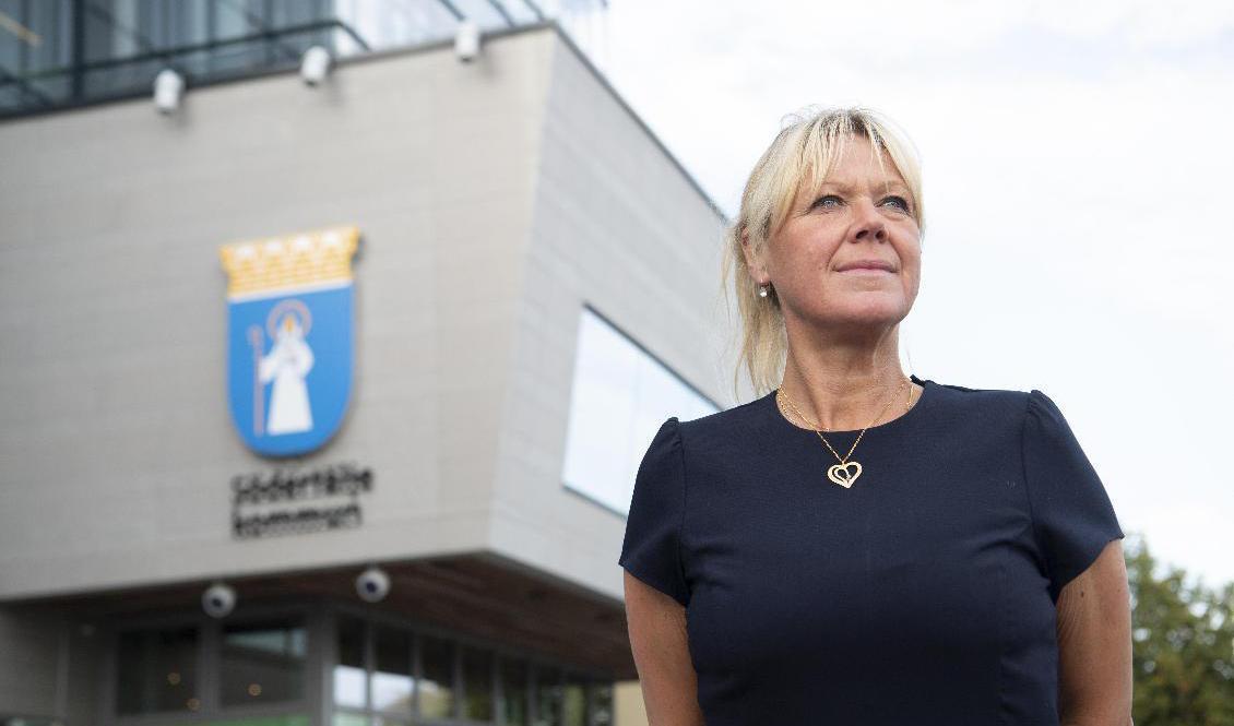 Anna Flink, säkerhetschef Södertälje kommun, har lett arbetet med att stoppa utbetalningarna av försörjningsstöd till svarta andrahandskontrakt. Foto: Fredrik Sandberg/TT