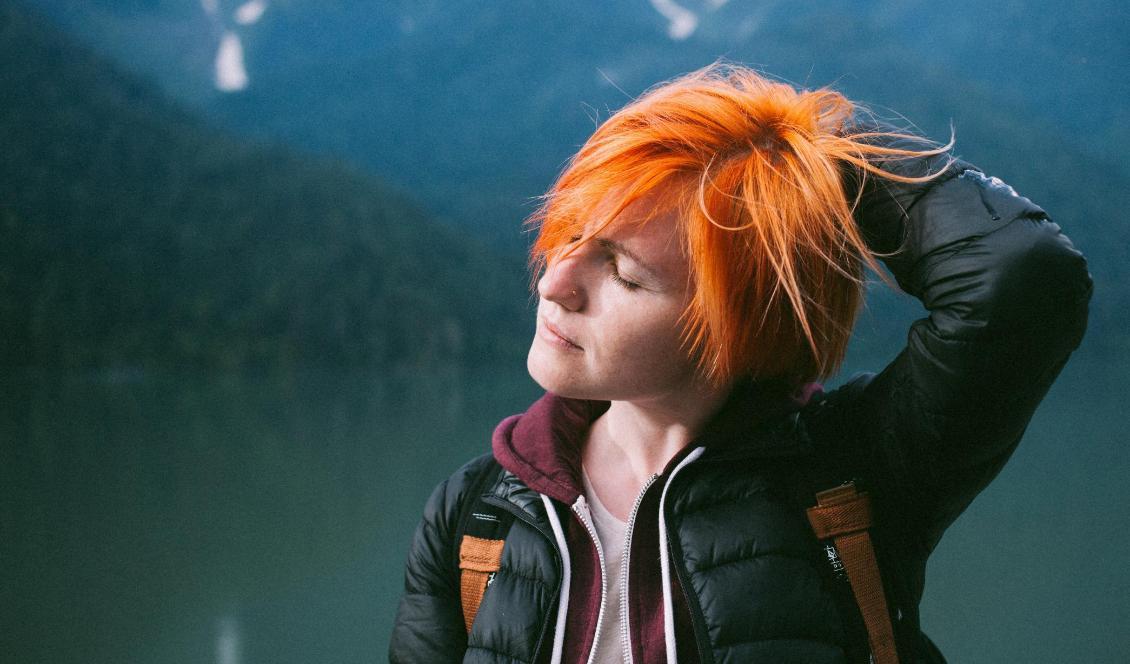 





Orange hårfärg kan vara härligt när man har valt det, men ibland kan håret få orange färg av misstag. Foto: Elena Saharova                                                                                                                                                                                                                                                                        