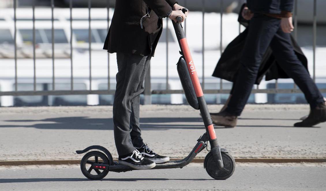De flesta olyckor med elsparkcyklar sker nattetid, företrädesvis på helger. Arkivbild. Foto: Fredrik Sandberg/TT