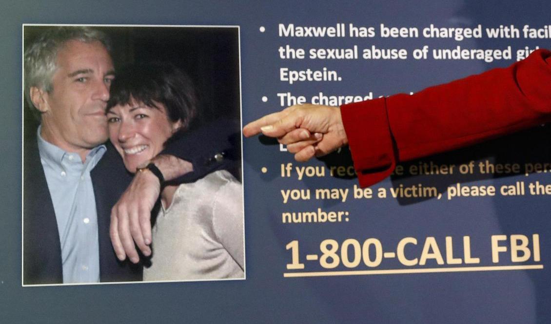 Arkivbild från juli i fjol när Ghislaine Maxwell åtalades för sexbrott. Foto: John Minchillo/AP/TT