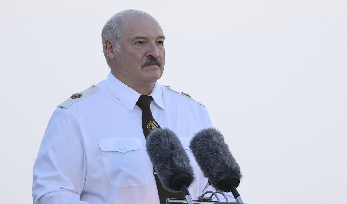 EU-länderna har beslutat om en rad nya sanktioner mot Belarus och landets diktator Aleksandr Lukasjenko. Arkivfoto. Foto: Maxim Guchek/AP/TT
