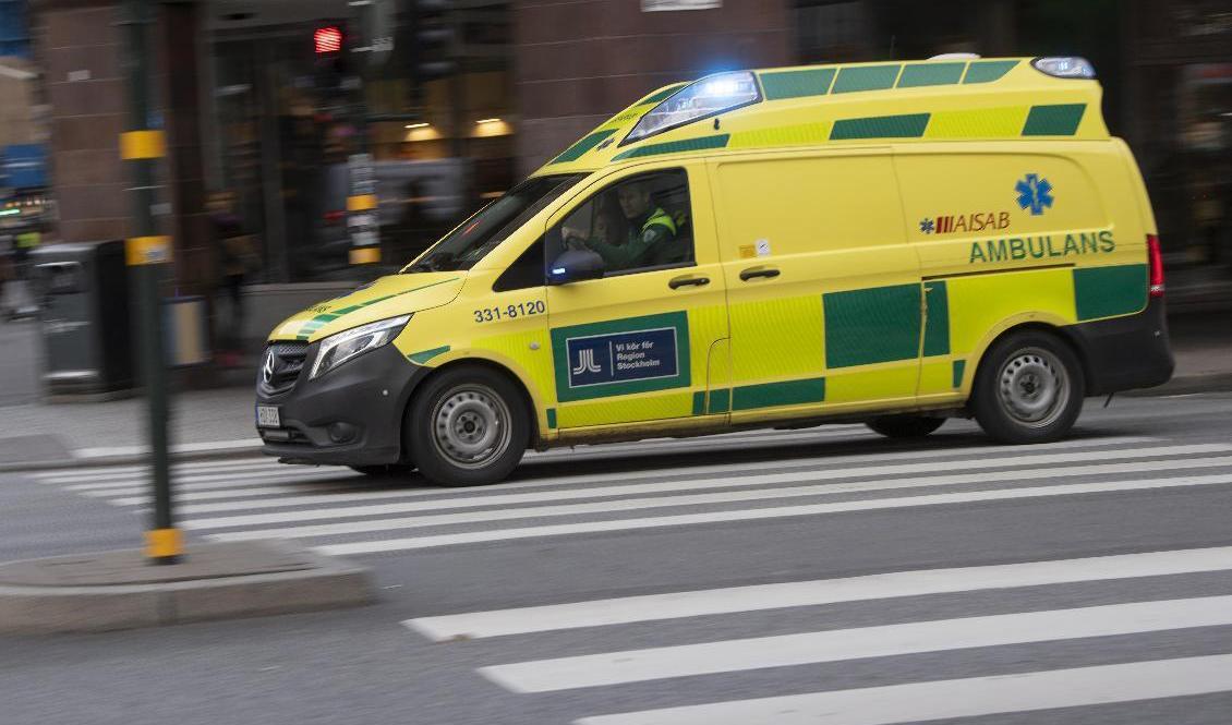 För de 10|000 svenskar som årligen drabbas av plötsligt hjärtstopp kan väntetiden på ambulans vara livsavgörande. Arkivbild. Foto: Fredrik Sandberg/TT