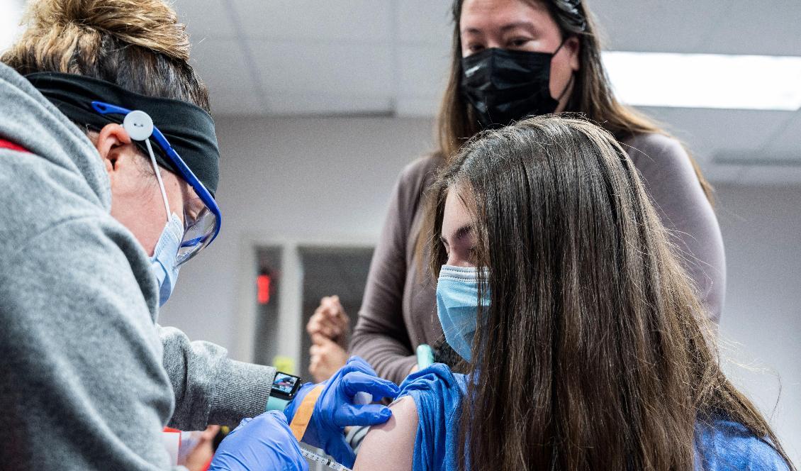 








Kampanjen att vaccinera USA:s 17 miljoner unga i åldern 12-15 år är en del av president Joe Bidens strategi att nå flockimmunitet i landet. Foto: Andrew Caballero-Reynolds/AFP via Getty Images                                                                                                                                                                                                                                                                                                                                                                                                            