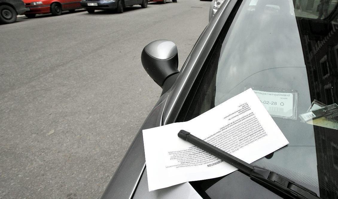 En miss i Trafikförordningen gör tusentals p-böter ogiltiga. Arkivbild. Foto: Tomas Oneborg/SvD/TT