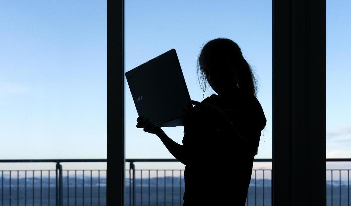 Polisen får in allt fler ärenden om övergrepp mot barn via internet. Arkivbild. Foto: Gorm Kallestad/NTB/TT