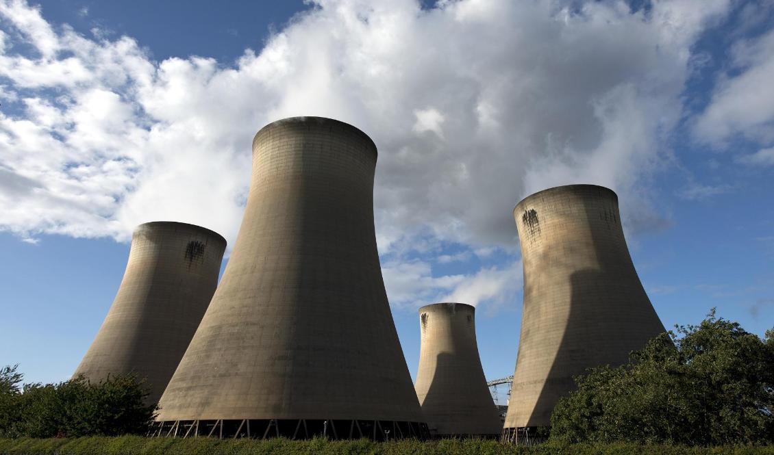 
Kyltorn vid Drax kraftverk nära Selby i England. Kol som källa för elproduktion i Storbritannien har minskat med 97 procent sedan 2012. Foto: Oli Scarff/AFP via Getty Images                                            