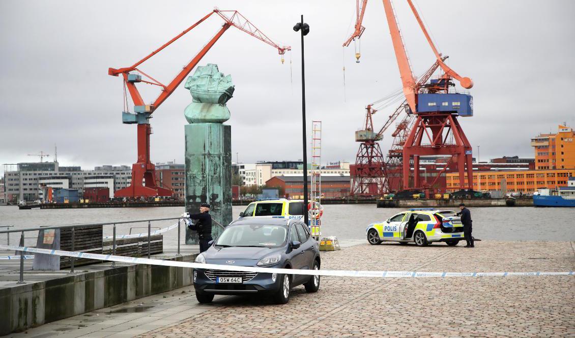 En död person hittades på onsdagen i Göta älv vid Stenpiren i centrala Göteborg. Foto: Adam Ihse/TT