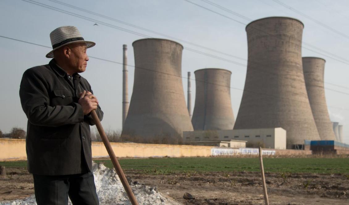 
Kina står för drygt hälften av all kolkraft i världen. Man bygger, och planerar att bygga, hundratals nya kolkraftverk. Dessutom är Kina dominerande i världen som finansiär av ny kolkraft. Foto: ED JONES/AFP VIA GETTY IMAGES                                            
