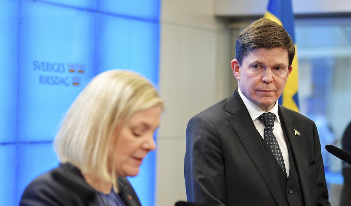 Socialdemokraternas partiledare Magdalena Andersson (S) och riksdagens talman Andreas Norlén. Arkivbild. Foto: Jessica Gow/TT