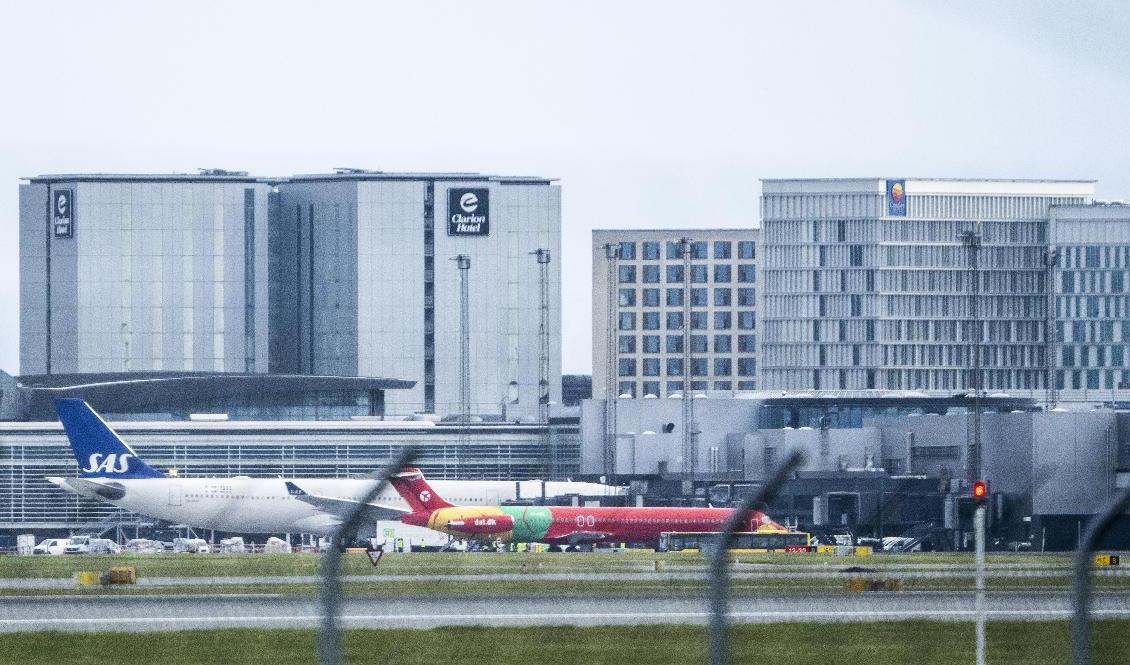 En kvinna som återvänt till Danmark från Afghanistan har gripits misstänkt för att ha varit del av en terrororganisation. Arkivbild, Kastrup flygplats. Foto: Martin Sylvest/Ritzau Scanpix/TT