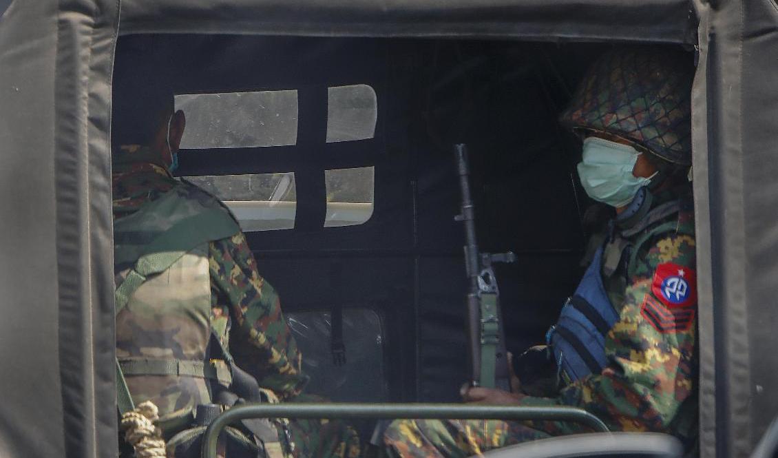 Tusentals har dödats sedan militärkuppen i Myanmar den 1 februari. Foto: STR via AP/TT