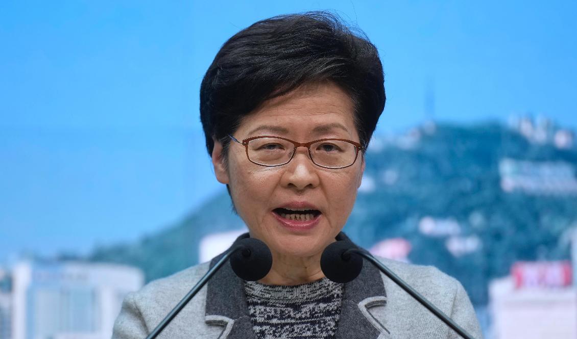 Hong Kongs ledare Carrie Lam. Arkivbild. Foto: Vincent Yu/AP/TT